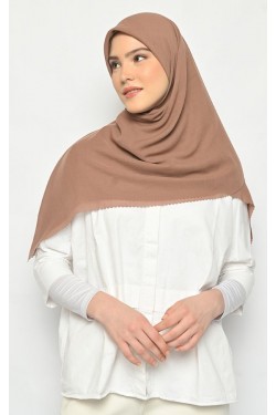Hijab Segi 4 Voal Gucci Lasercut Mocca